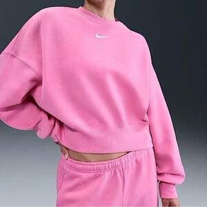 Nike Vibrant Pink Phoneix Crewneck women’s medium